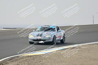 media/Jan-26-2025-CalClub SCCA (Sun) [[cfcea7df88]]/Group 4/Race/